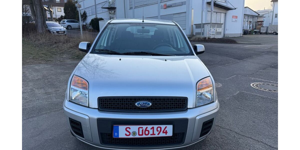 Ford Fusion 34.000 km 7.499 &euro; Fellbach 70736