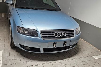 Audi A4 244.500 km 5.800 &euro; Stuttgart 70378