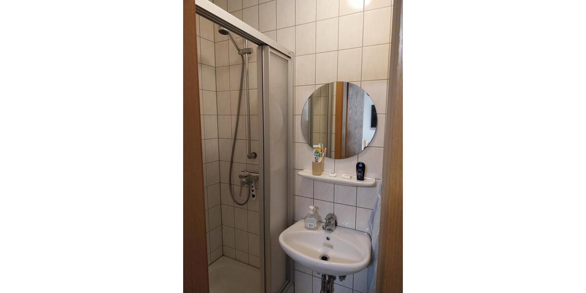 Etagenwohnung Stuttgart Botnang - 1 Zimmer, 10 m&sup2;, 450&euro; | Angebot:26516809
