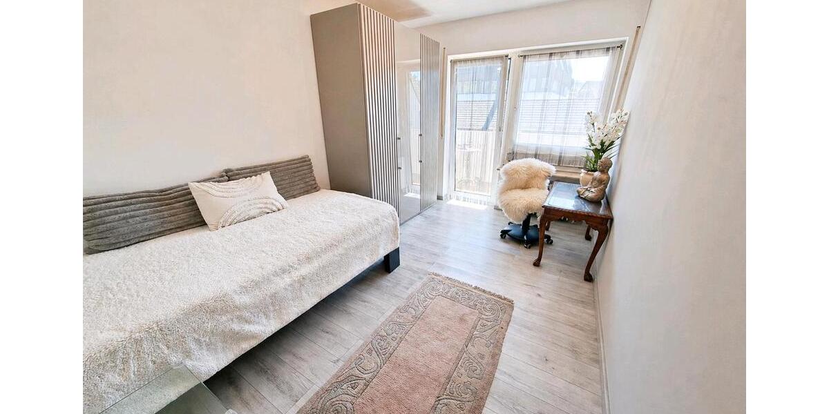 Etagenwohnung Schorndorf - 4 Zimmer, 92 m&sup2;, 380.000&euro; | Angebot:27092129