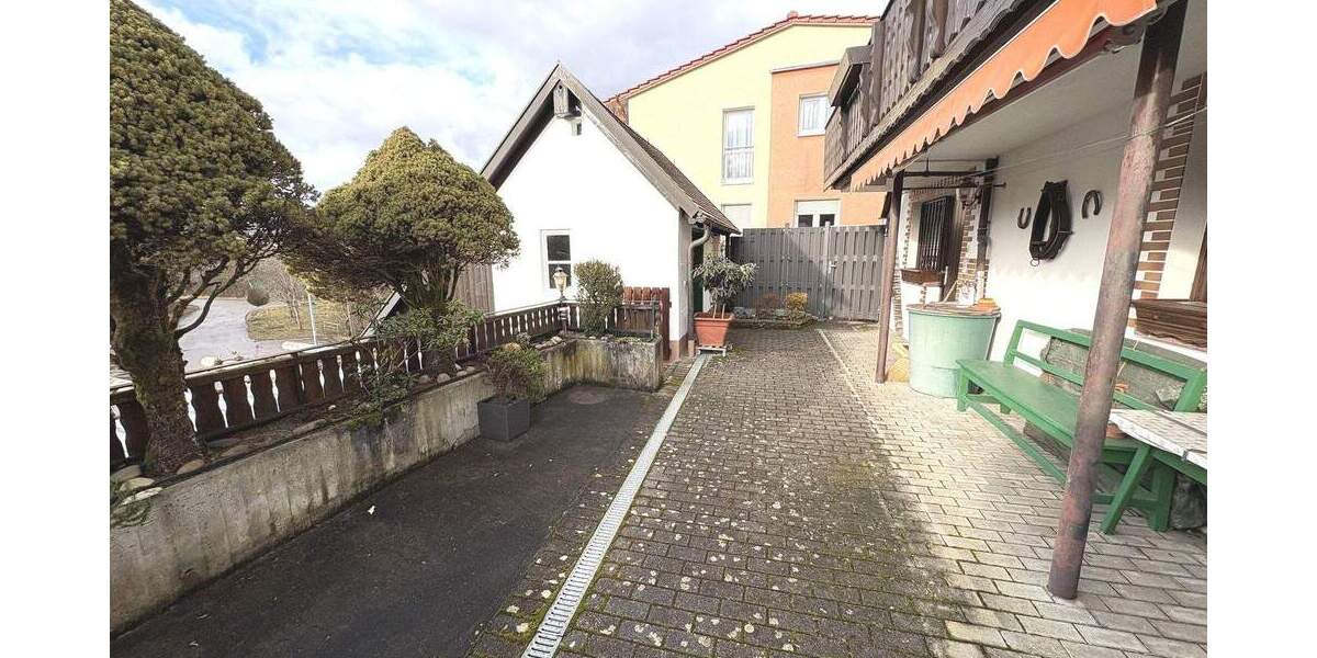 Doppelhaushälfte Steinenbronn - 5 Zimmer, 133 m&sup2;, 359.000&euro; | Angebot:25704413