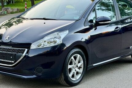 Peugeot 208 117.000 km 3.689 &euro; Stuttgart 70469
