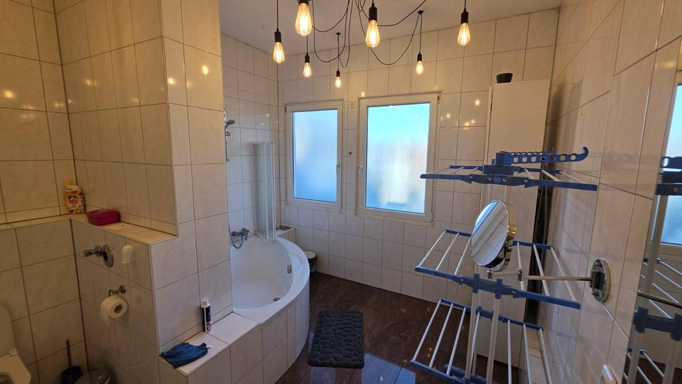 Erdgeschoßwohnung Stuttgart Zuffenhausen - 3 Zimmer, 80 m&sup2;, 1.170&euro; | Angebot:25446940