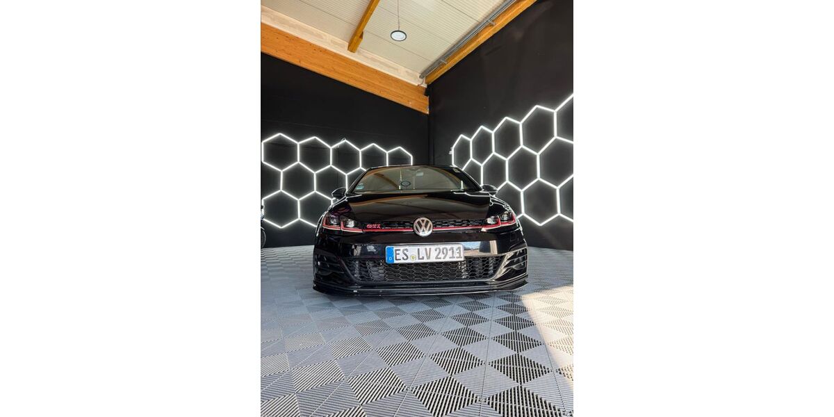 VW Golf 148.700 km 22.999 &euro; Korb 71404