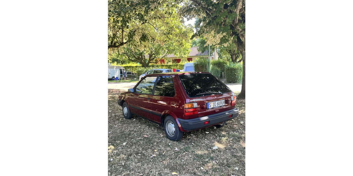 Nissan Micra 120.000 km 1.800 € Stuttgart 70173
