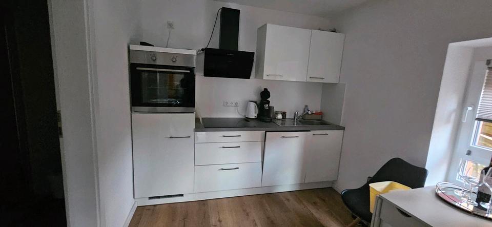 Erdgeschoßwohnung Tamm - 2 Zimmer, 45 m&sup2;, 1.300&euro; | Angebot:24672614