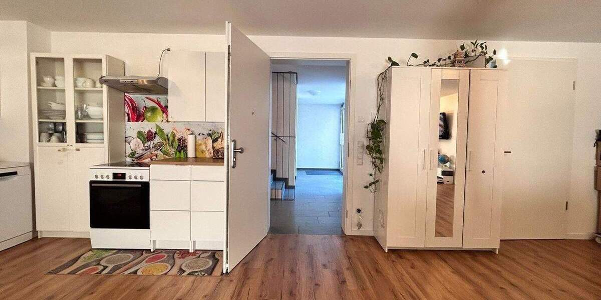 Zimmer Markgröningen - 3 Zimmer, 100 m&sup2;, 1.260&euro; | Angebot:25865448