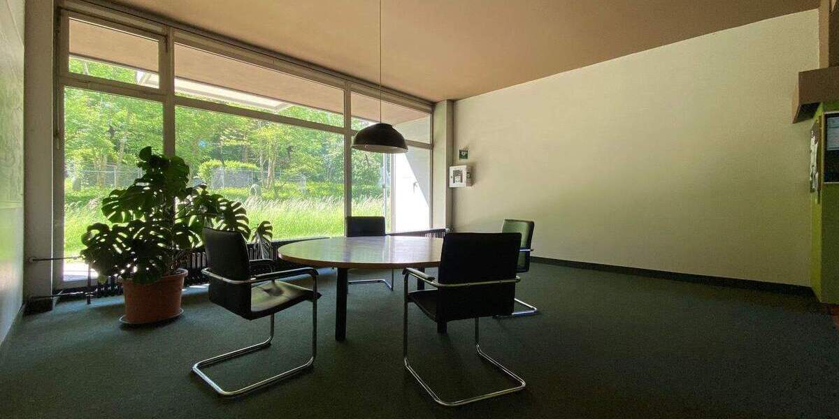 Etagenwohnung Stuttgart Asemwald - 3 Zimmer, 80 m&sup2;, 235.000&euro; | Angebot:24041407