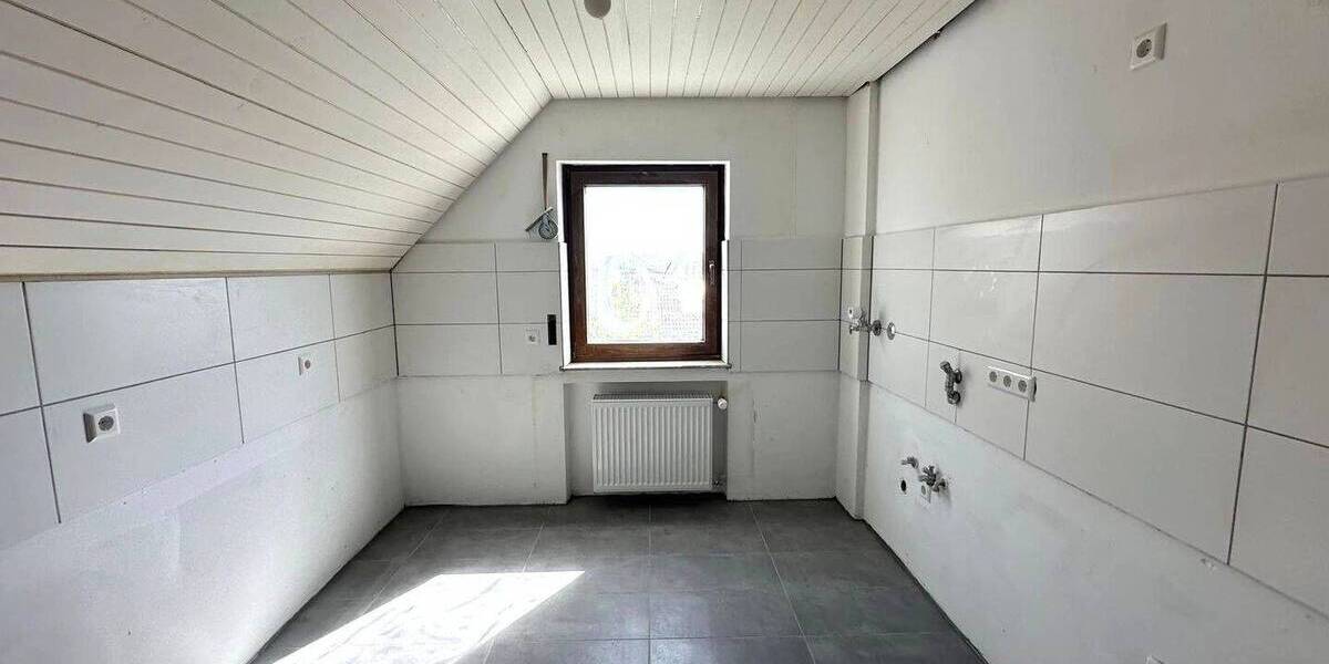 Etagenwohnung Filderstadt Bernhausen - 4 Zimmer, 120 m&sup2;, 1.390&euro; | Angebot:26418877