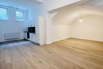 Wohnung zum Mieten in Stuttgart 1.345 € 63 m²