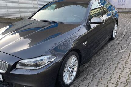 BMW M550