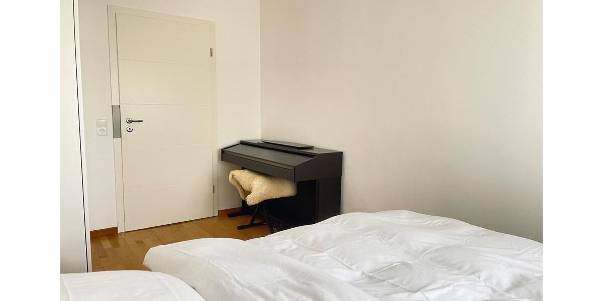 Hochparterre Metzingen - 4.5 Zimmer, 104 m&sup2;, 360.000&euro; | Angebot:26927355