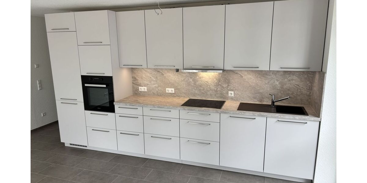 Moderne 3-Zimmer-Wohnung mit Balkon (2. OG mit Aufzug) - Erstbezug - Appartement Kirchheim unter Teck | Angebot:27223081