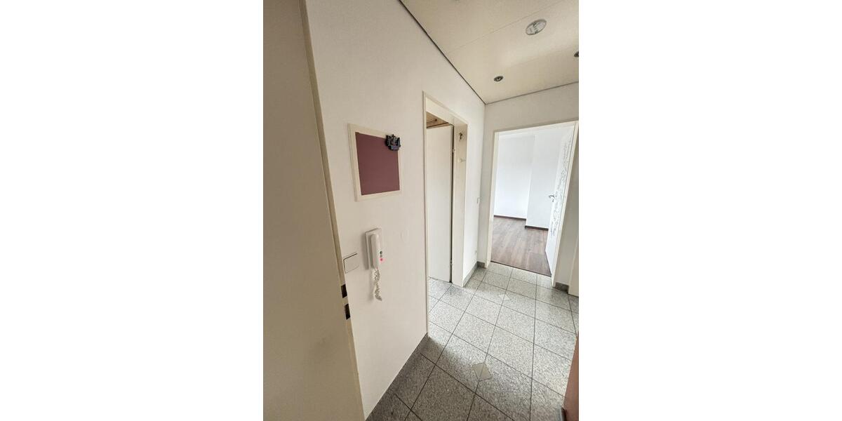 Etagenwohnung Freiberg am Neckar - 3 Zimmer, 75 m&sup2;, 249.000&euro; | Angebot:25512743