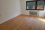 Erdgeschoßwohnung Ludwigsburg - 4 Zimmer, 120 m&sup2;, 1.500&euro; | Angebot:26384402