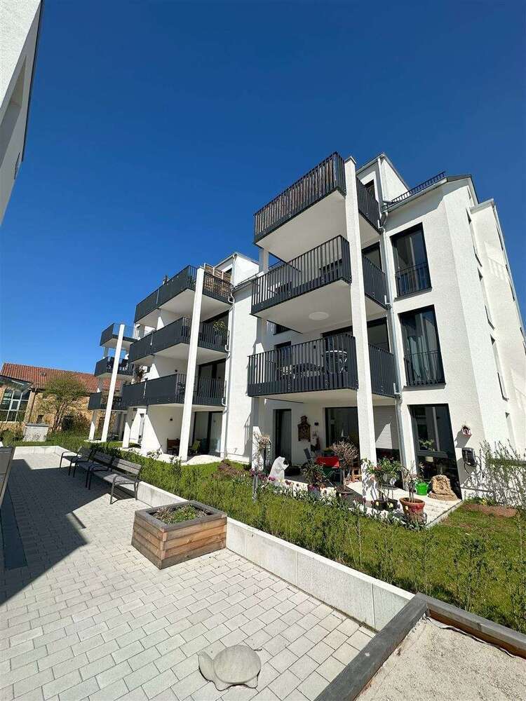 Wohnung zum Mieten in Böblingen 1.825 € 100 m²