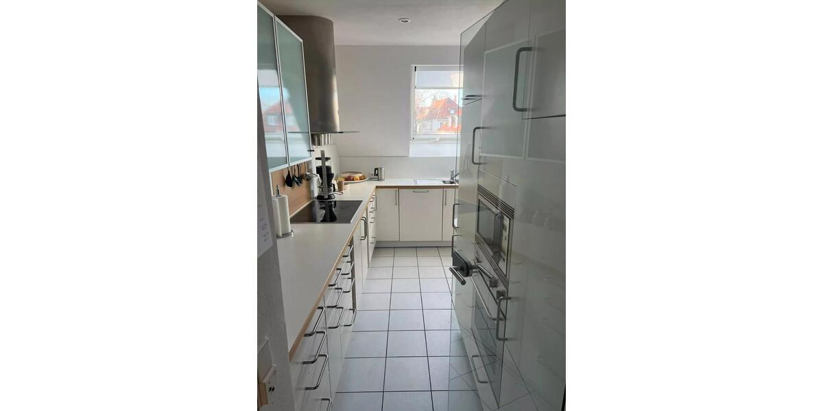 Dachgeschoßwohnung Stuttgart Stuttgart-West - 3 Zimmer, 94 m&sup2;, 1.400&euro; | Angebot:26408603