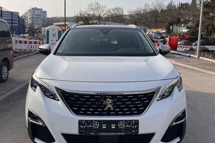 Peugeot 5008 104.000 km 13.400 &euro; Stuttgart 70376
