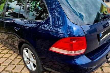 VW Golf 215.000 km 3.000 &euro; Ostfildern 73760