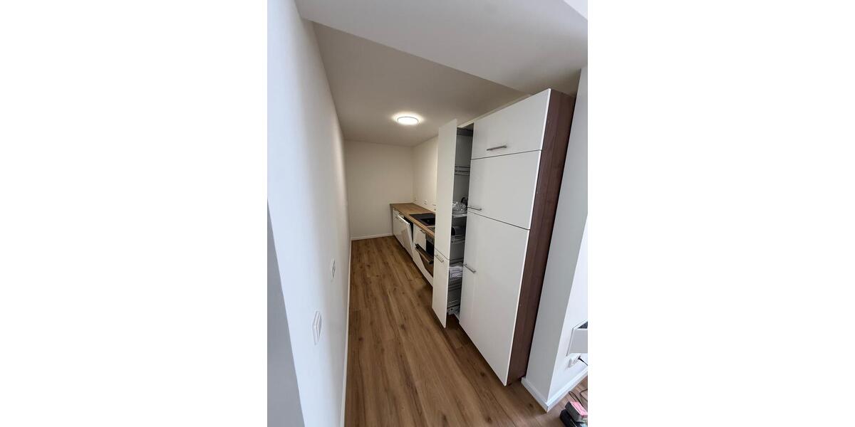 Erdgeschoßwohnung Nürtingen - 3 Zimmer, 64 m&sup2;, 1.095&euro; | Angebot:26687947
