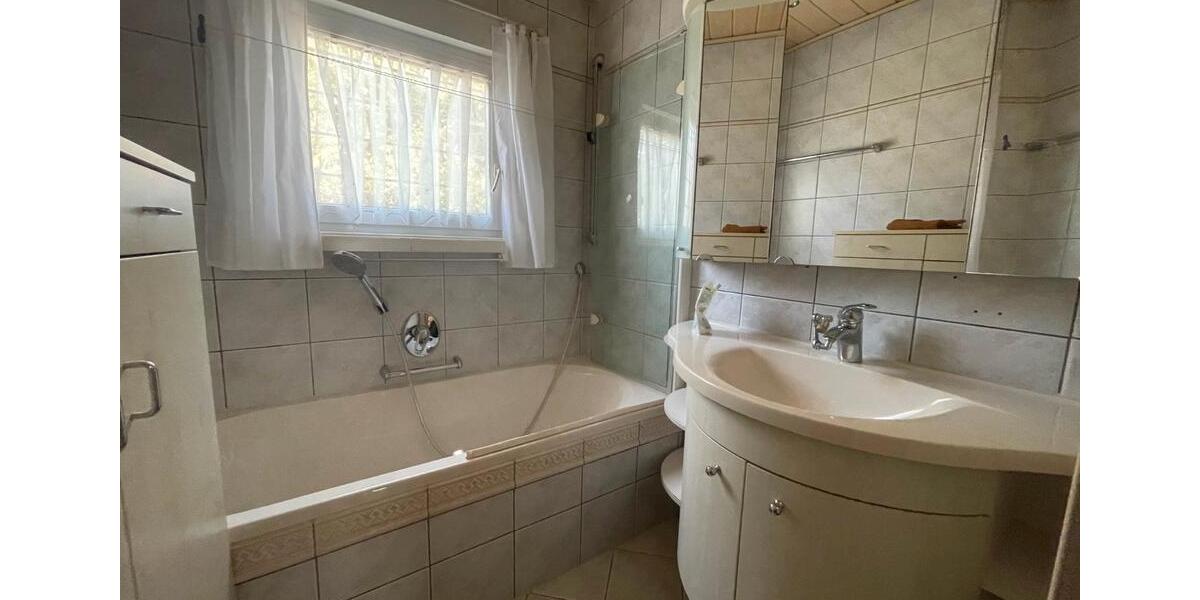 Erdgeschoßwohnung Stuttgart Vaihingen - 3 Zimmer, 77 m&sup2;, 1.195&euro; | Angebot:26291793