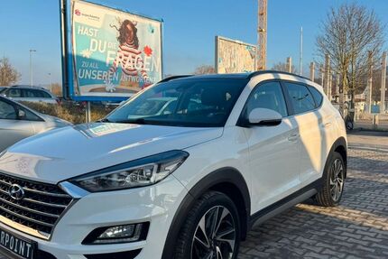 Hyundai TUCSON 129.000 km 17.890 € Großbottwar 71723