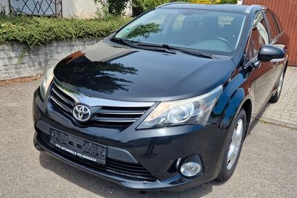 Toyota Avensis 127.000 km 9.800 &euro; Waiblingen OT Hegnach 71334