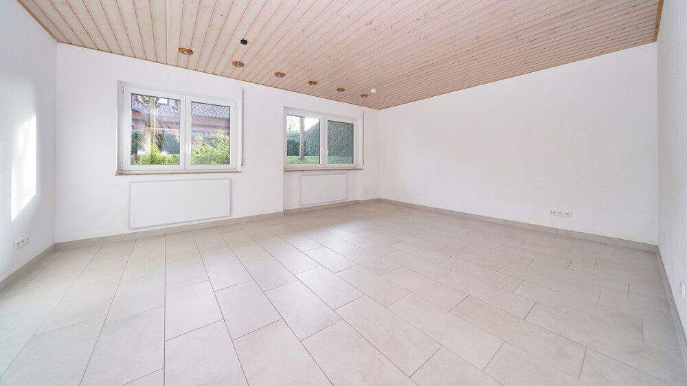 Bungalow Vaihingen an der Enz / Roßwag Roßwag - 7 Zimmer, 208 m&sup2;, 599.000&euro; | Angebot:25697225