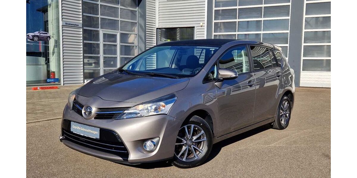 Toyota Verso 137.492 km 12.990 € Nürtingen 72622