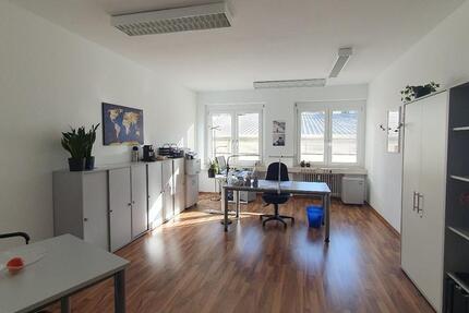 Gewerbeobjekt Stuttgart Stuttgart-Süd - 1.400&euro; | Angebot:26642279