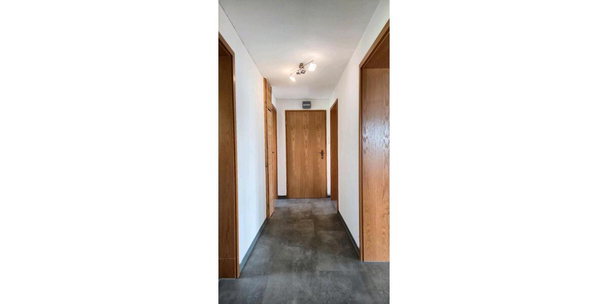 Etagenwohnung Großbettlingen - 3.5 Zimmer, 70 m&sup2;, 245.000&euro; | Angebot:26397002