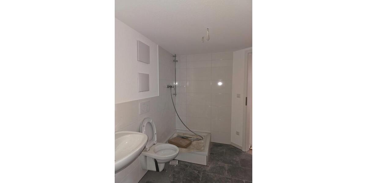 Etagenwohnung Stuttgart Zuffenhausen - 3 Zimmer, 103 m&sup2;, 1.600&euro; | Angebot:26135976
