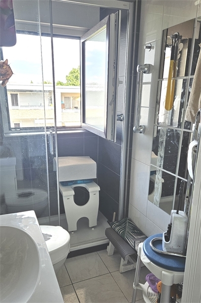 Schnucklige, 1-Zi.-Whg. mit EBK, Balkon und Stellplatz in Freiberg a.N. zu verkaufen 1 zimmer