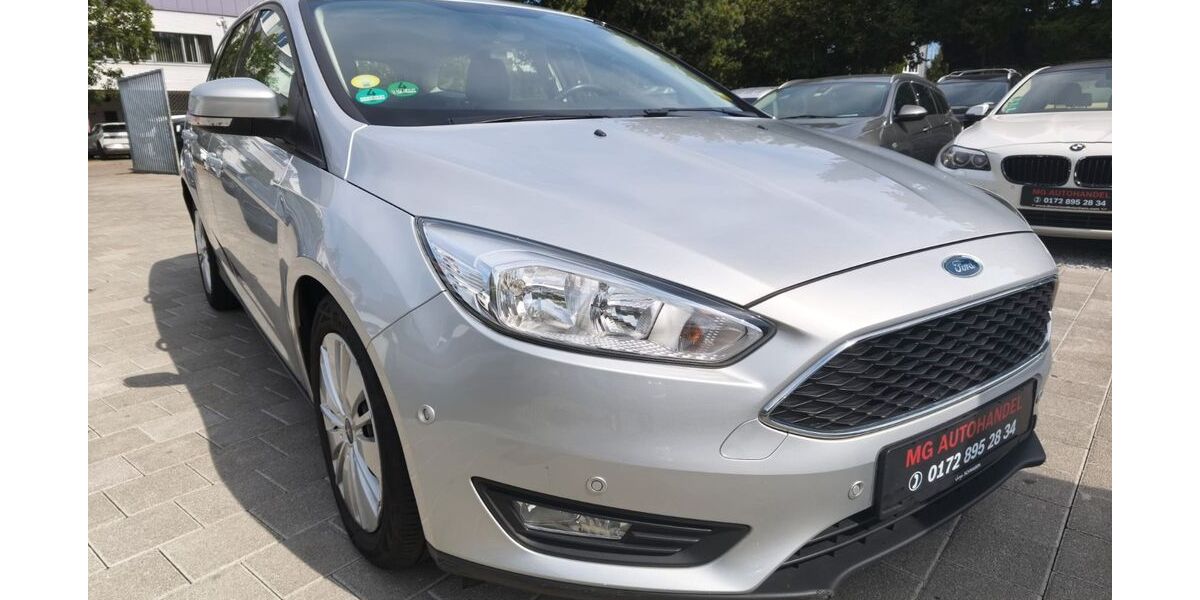Ford Focus 124.606 km 5.999 &euro; Fellbach 70736