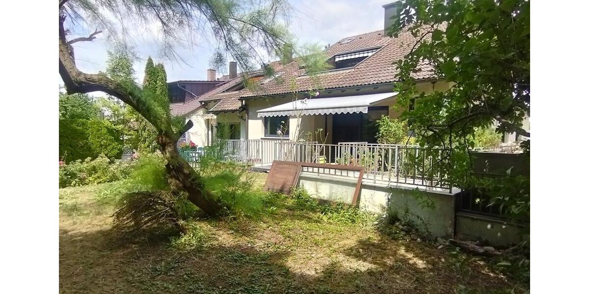 Dachgeschoßwohnung Stuttgart Mühlhausen - 2.5 Zimmer, 925&euro; | Angebot:23670752