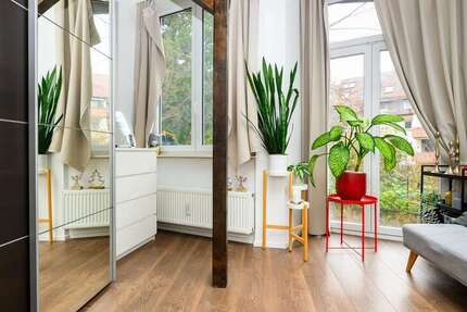 Wohnung zum Kaufen in Stuttgart 998.000 € 220 m²