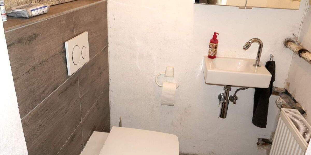 Reihenmittelhaus Stuttgart Bergheim - 5 Zimmer, 120 m&sup2;, 429.000&euro; | Angebot:25708292