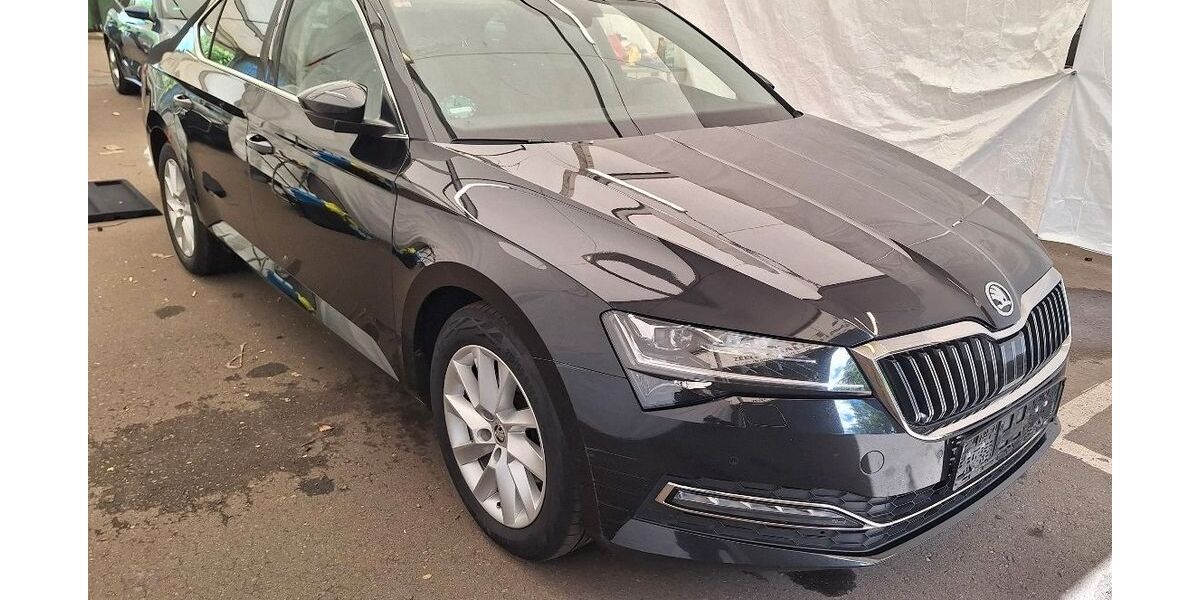 Skoda Superb 179.000 km 18.999 &euro; Ditzingen 71254