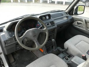 Mitsubishi Pajero 2.5 TD GLS 182.000 km 6.900 &euro; Nürtingen 72622