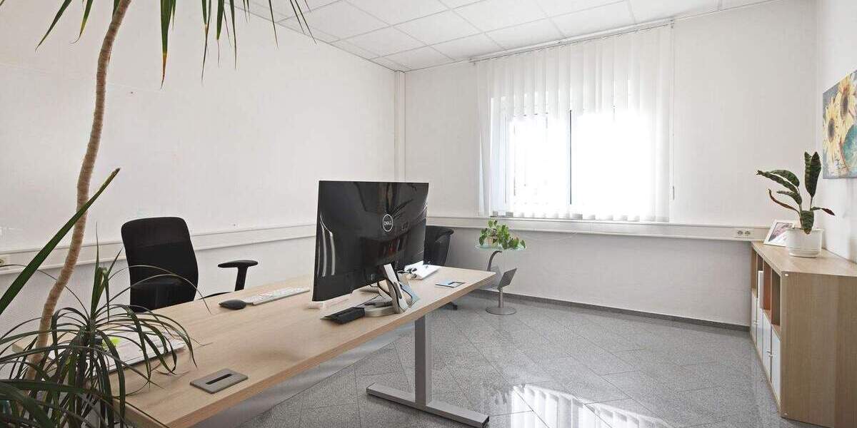 Wohn- und Geschäftshaus mit 3 Wohneinheiten, Büroräumen und Gartengrundstück 1 zimmer