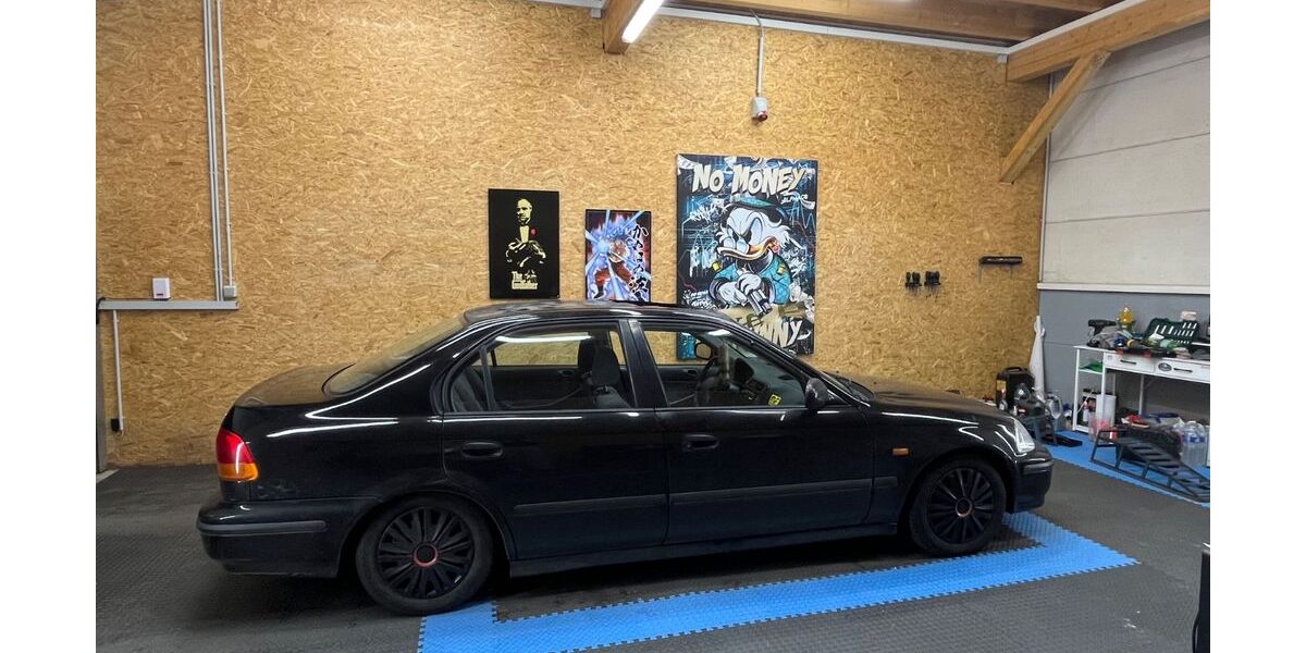 Honda Civic 198.000 km 3.800 &euro; Kernen 71394