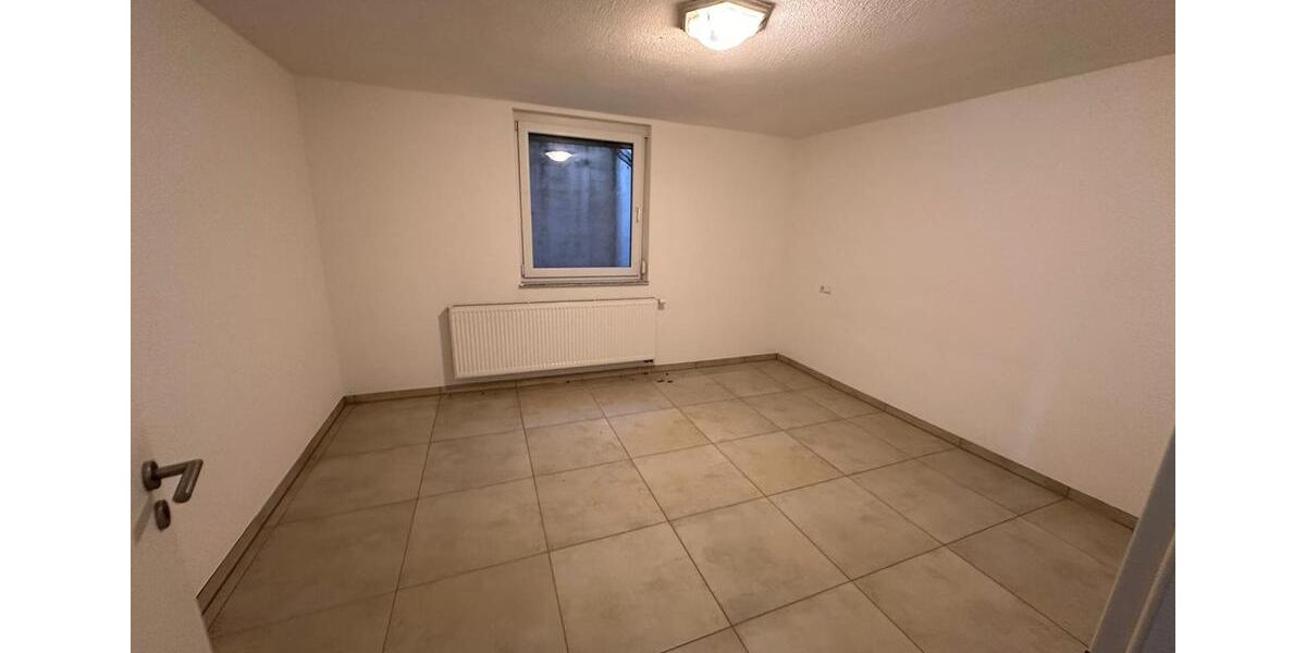 Etagenwohnung Freiberg am Neckar - 3 Zimmer, 65 m&sup2;, 850&euro; | Angebot:24839464