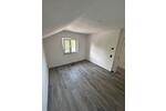 Dachgeschoßwohnung Fellbach - 4 Zimmer, 100 m&sup2;, 1.200&euro; | Angebot:26618472