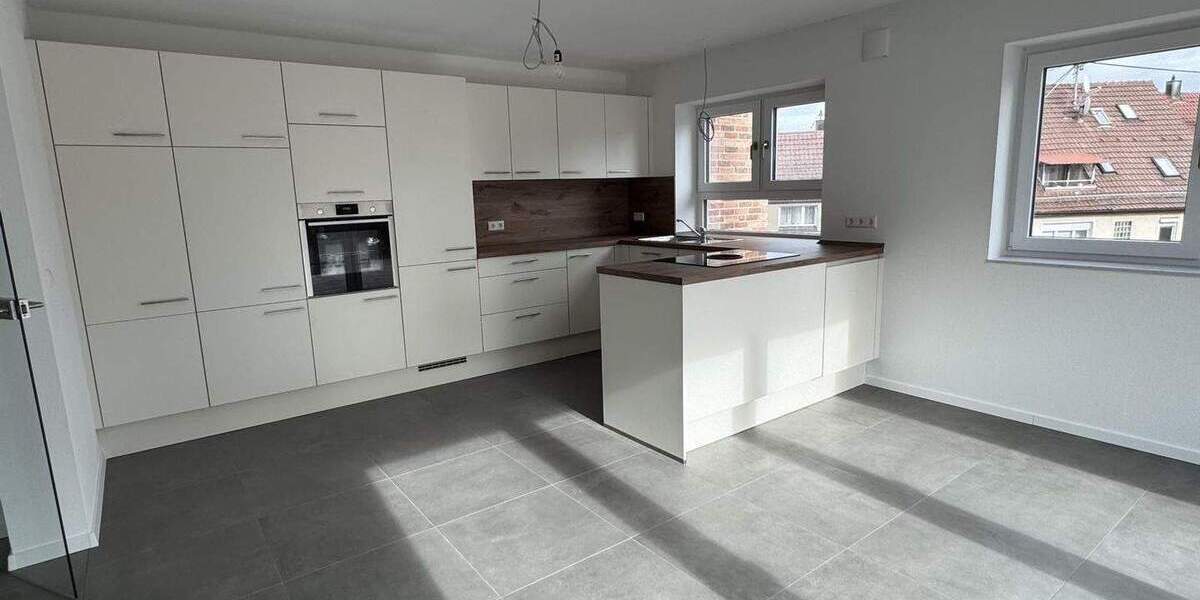 Etagenwohnung Waiblingen Hegnach - 4 Zimmer, 125 m&sup2;, 1.750&euro; | Angebot:25776412