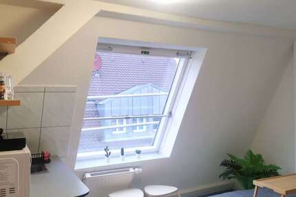 Zimmer Stuttgart Stuttgart-Mitte - 1 Zimmer, 890&euro; | Angebot:27124721
