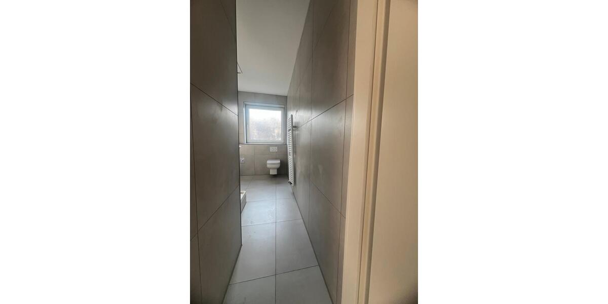 Sanierte 2-Zimmer-Wohnung mit Balkon ins Grüne in Neckarweihingen 2 zimmer