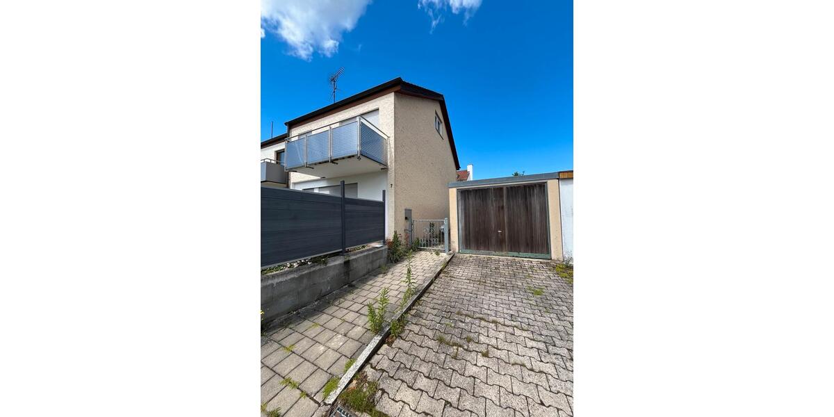Reihenhaus Baltmannsweiler - 5 Zimmer, 110 m&sup2;, 420.000&euro; | Angebot:26811623