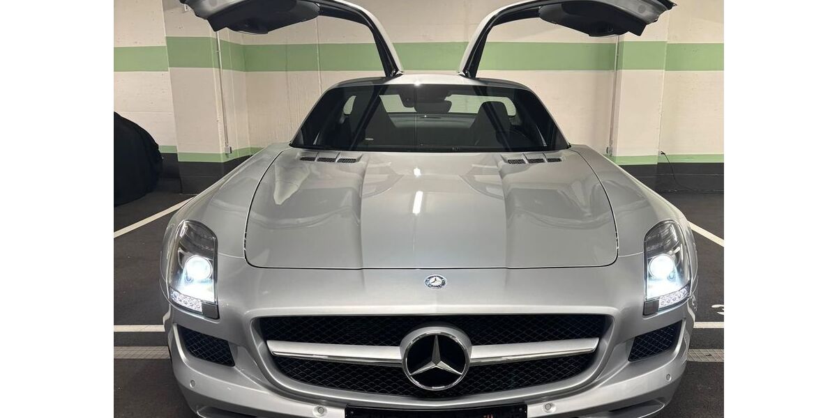 Mercedes-Benz SLS AMG 8.028 km 299.000 &euro; Stuttgart 70597