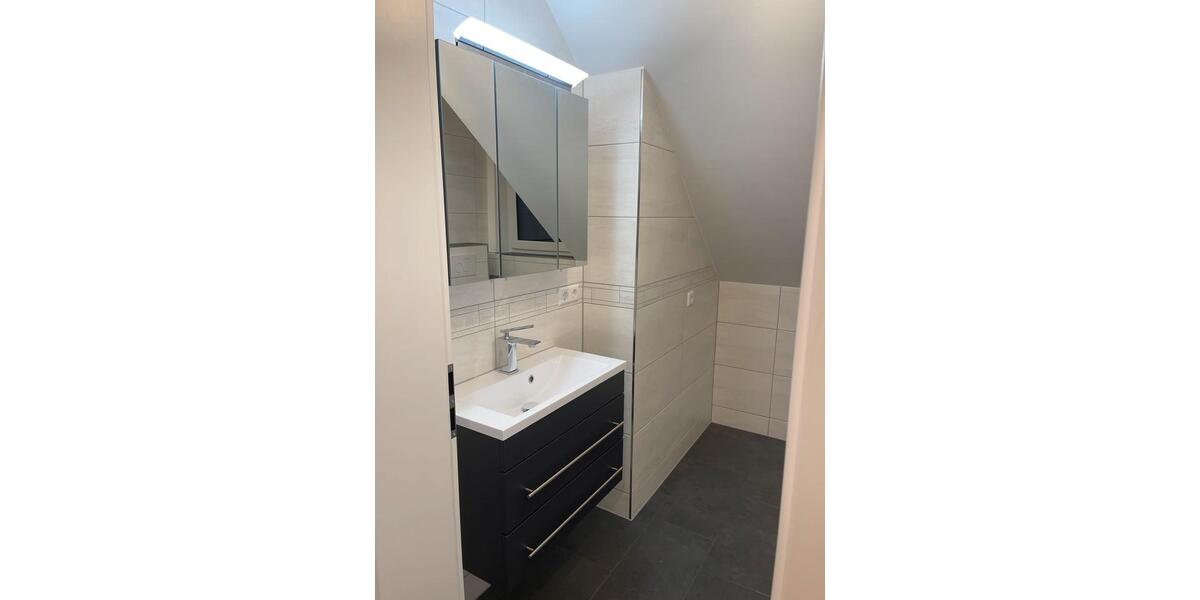 Dachgeschoßwohnung Ostfildern - 2 Zimmer, 45 m&sup2;, 1.000&euro; | Angebot:26414229