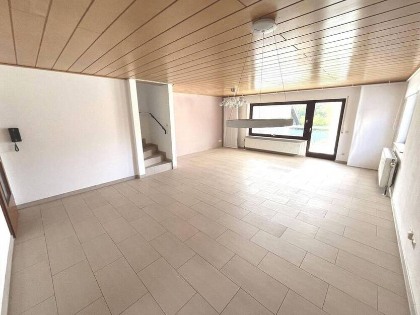 Doppelhaushälfte mit EinliegerWohnung
